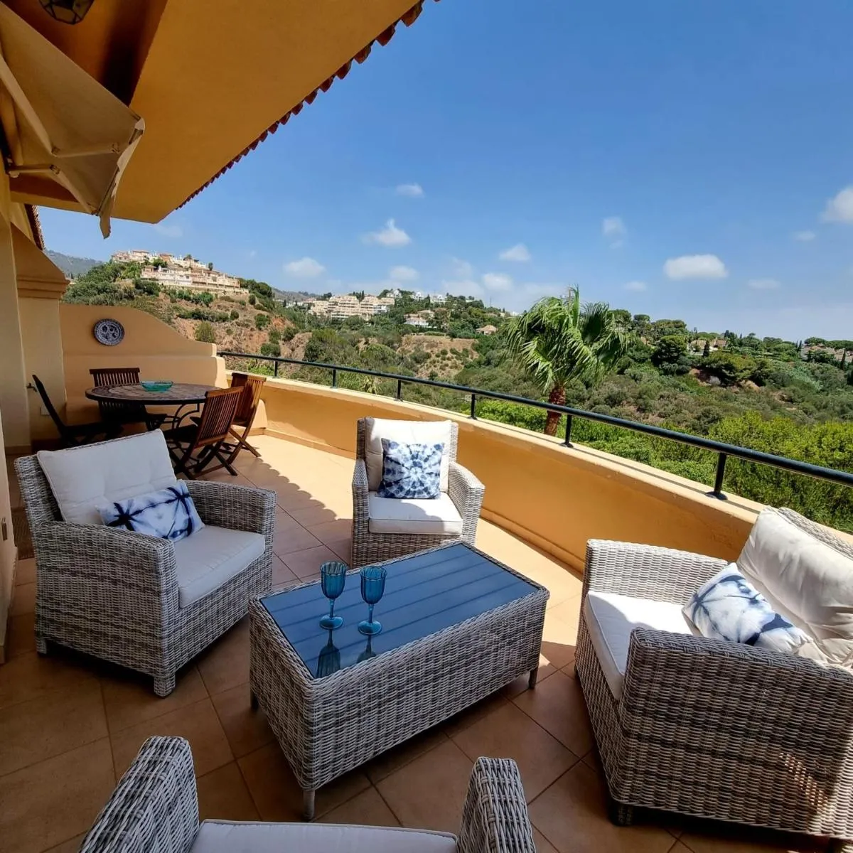 Image 3 of Great View Apartment in Elviria