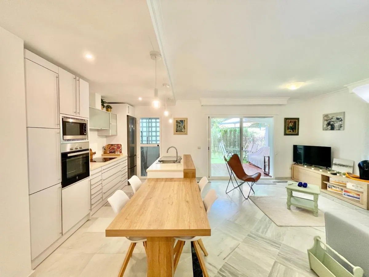 Image 5 of Hacienda de los Nagueles Golden Mile – EaW Homes