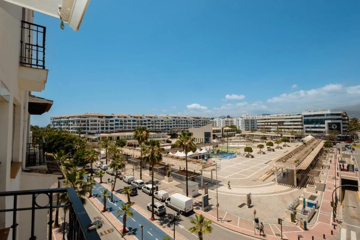 Image 5 of Holiday apartment, with parking space, in the heart of puerto Banus