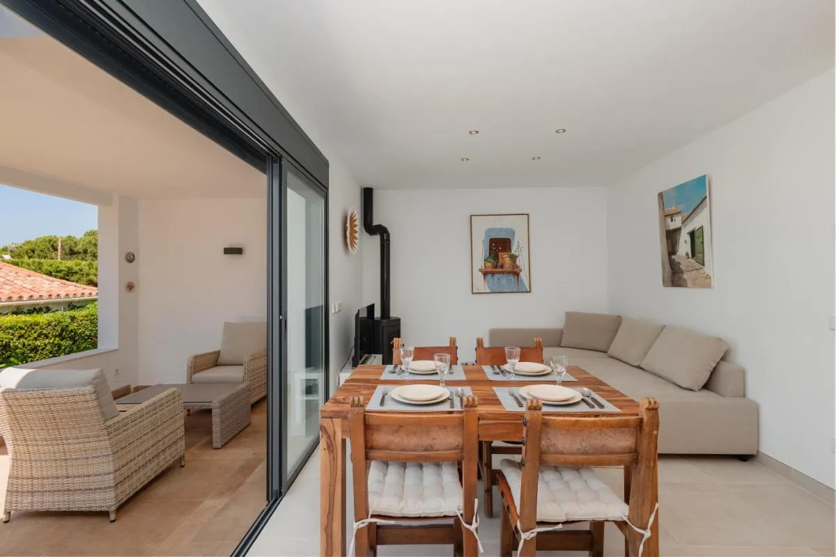 Image 3 of Holiday home with large sunny terrace, Costabella