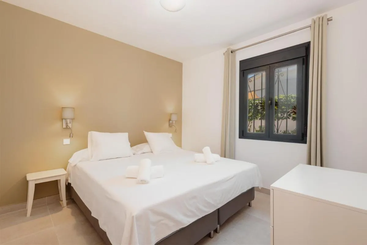 Image 4 of Holiday home with large sunny terrace, Costabella