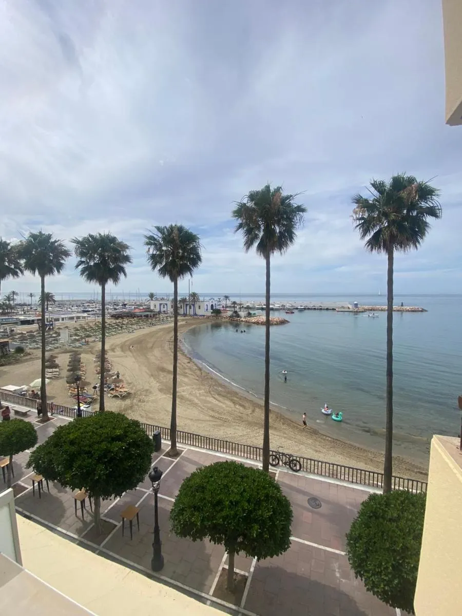 Image 5 of Homely Home Paseo Maritimo Edificio Eden Roc