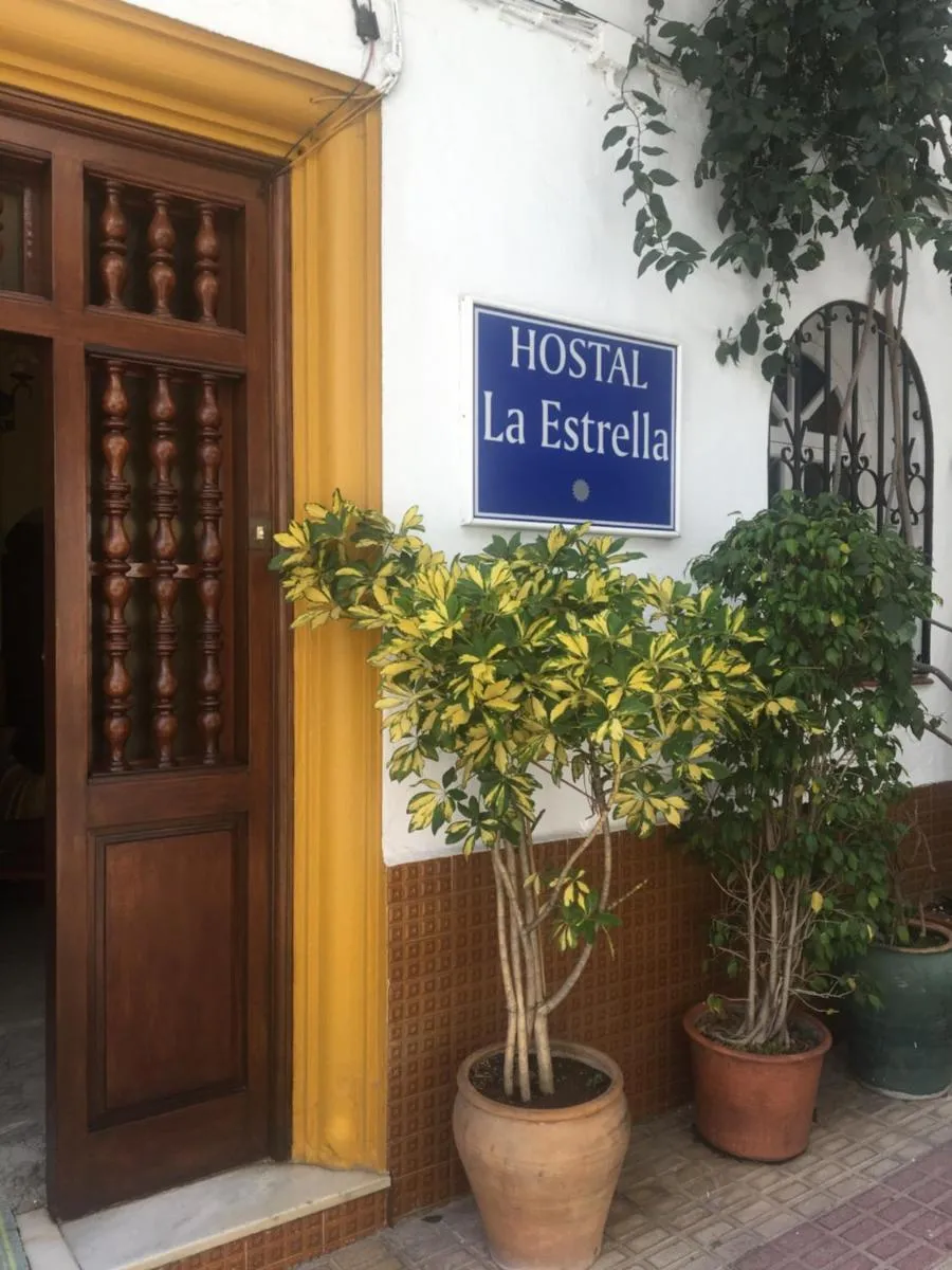 Image 1 of Hostal La Estrella