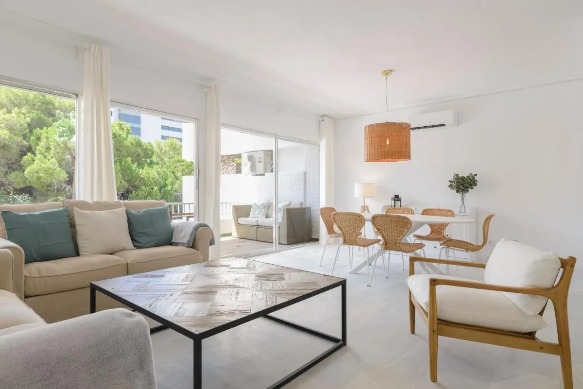 Image 4 of Jardines del Mar Apartments