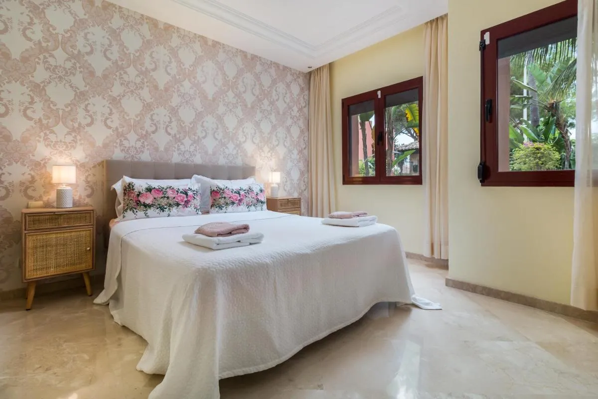 Image 6 of King Bed – Beach in 300m – 3Pools – Free Gym and parking