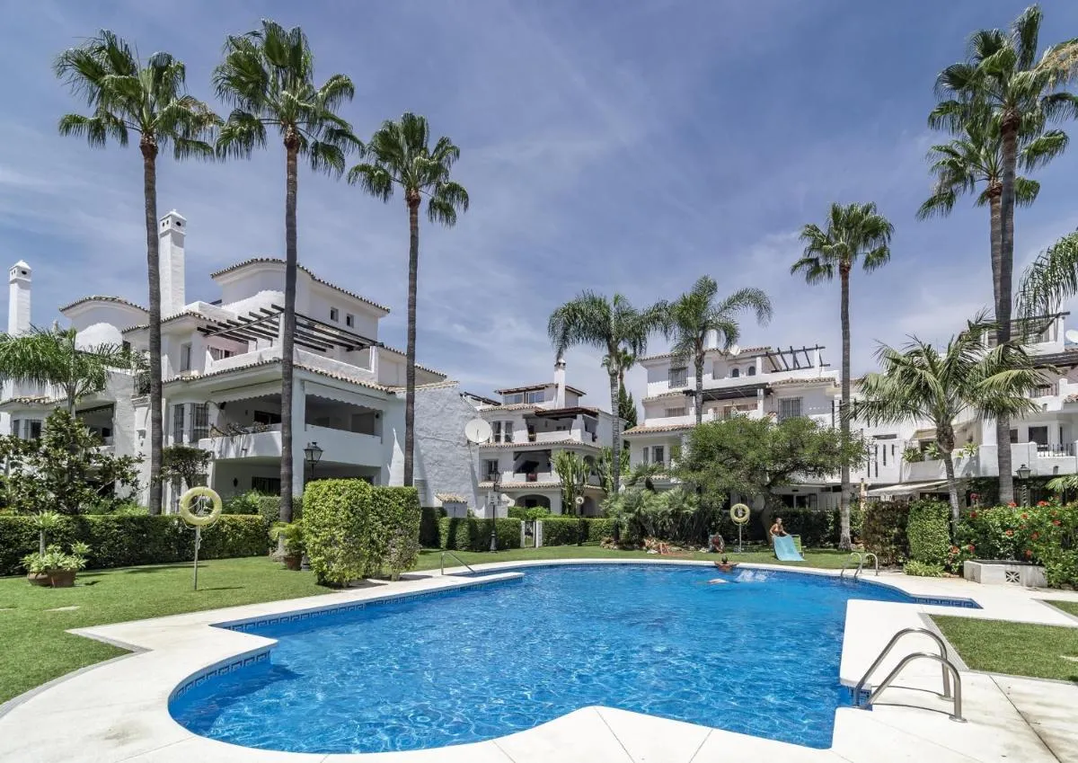 Image 3 of LNM16- Comfortable apartment next to Puerto Banus