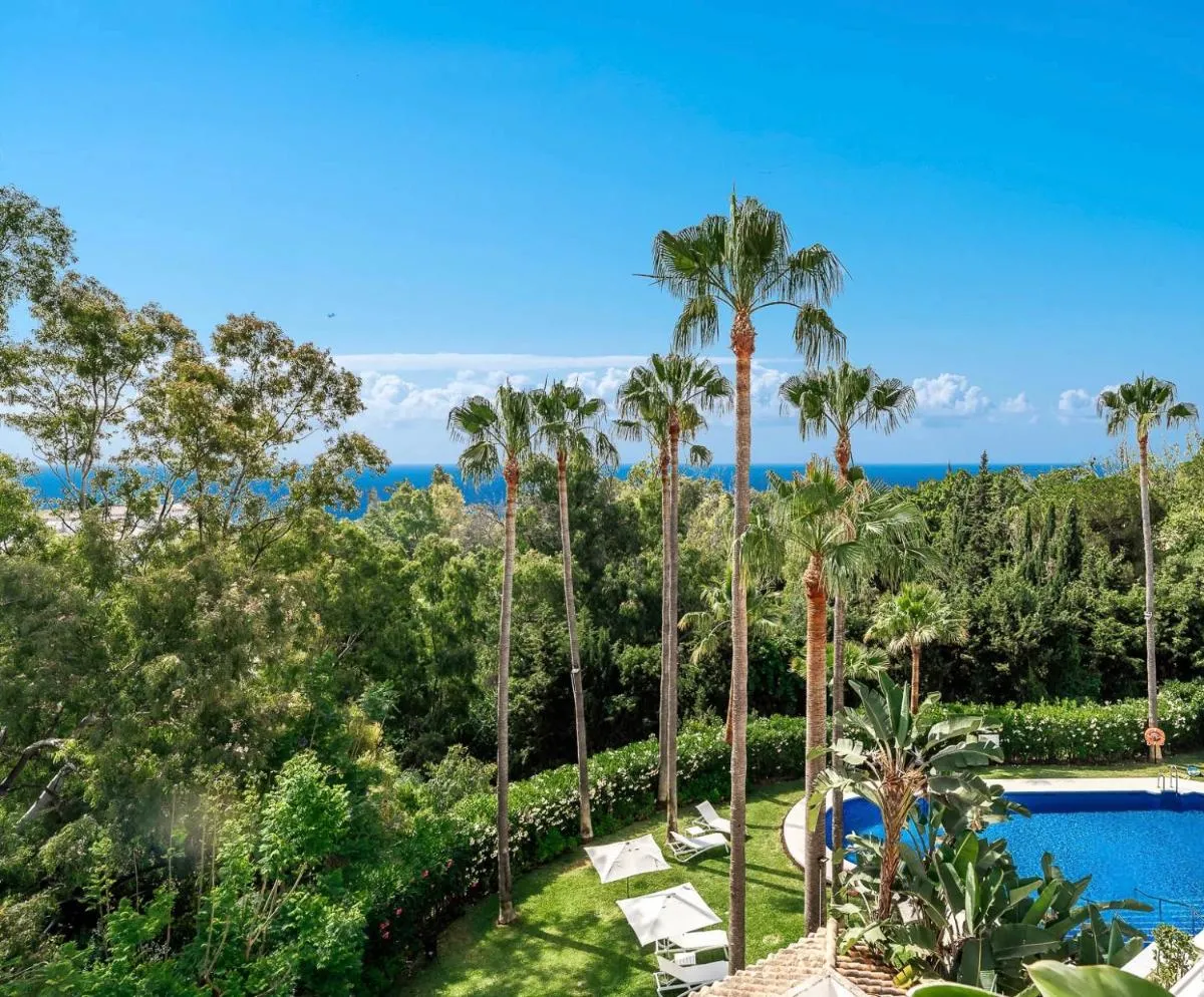 Image 1 of LUXURY PENTHOUSE WITH SEA VIEWS IN PUENTE ROMANO AREA, Marbella Golden Mile