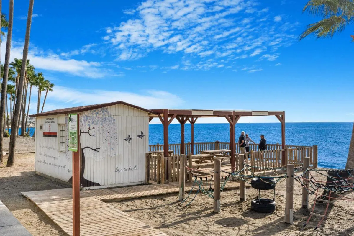 Image 4 of Las Adelfas