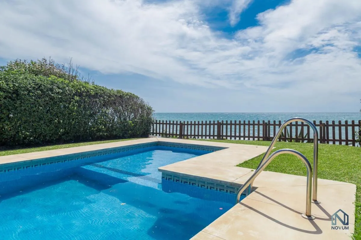 Image 2 of Las Dunas de Marbella – Beachfront 3 Bed Townhouses