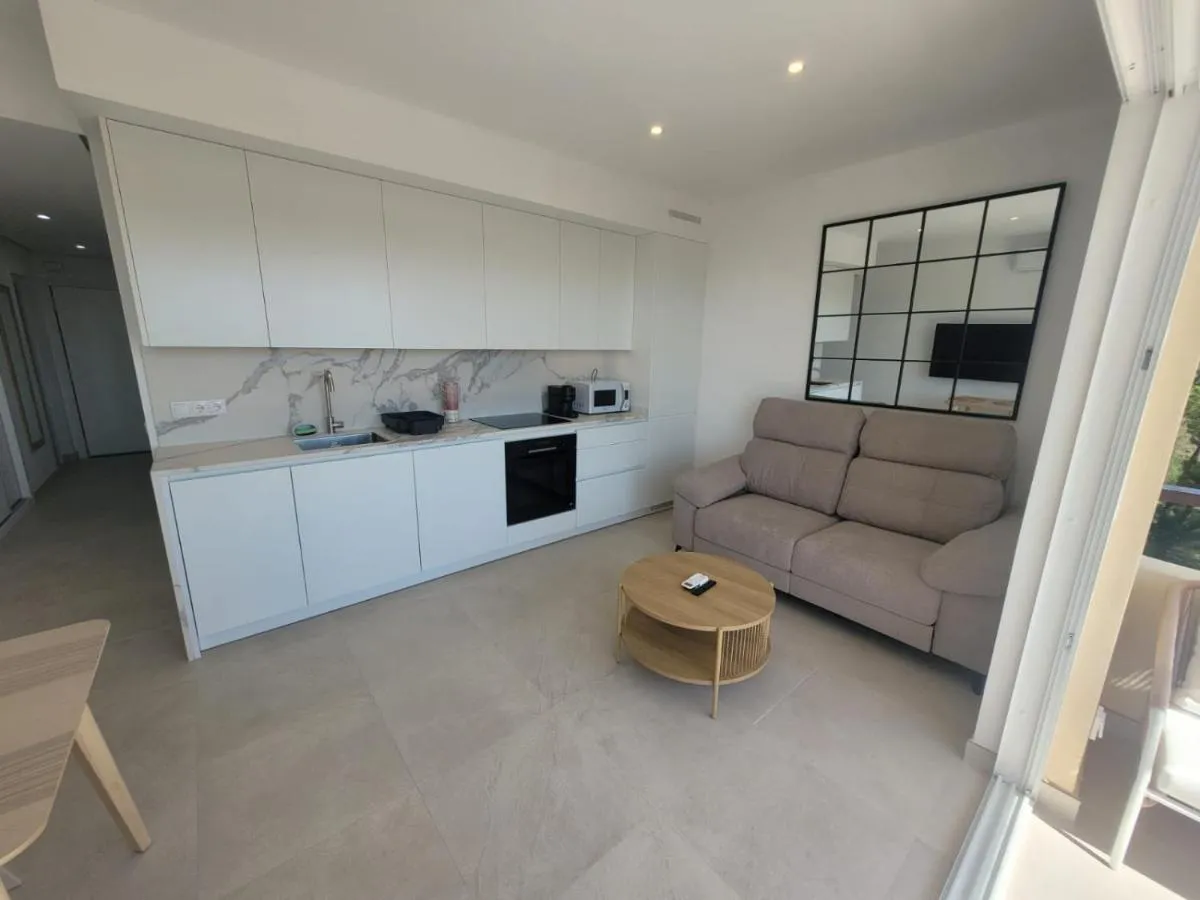 Image 1 of La suite del sol