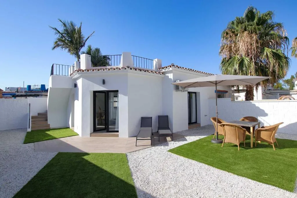 Image of Linda Vista Beach Apartment