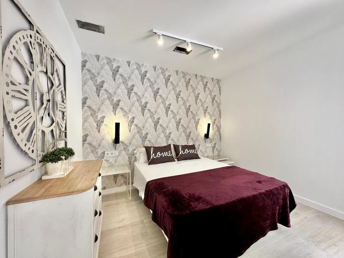 Image 2 of Loft 18 Beachfront Marbella Center