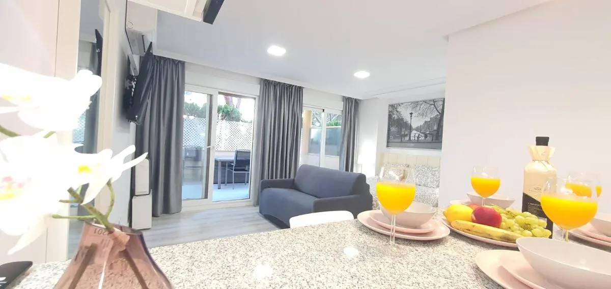 Image 1 of Lovely apartment on the beach in Marbella