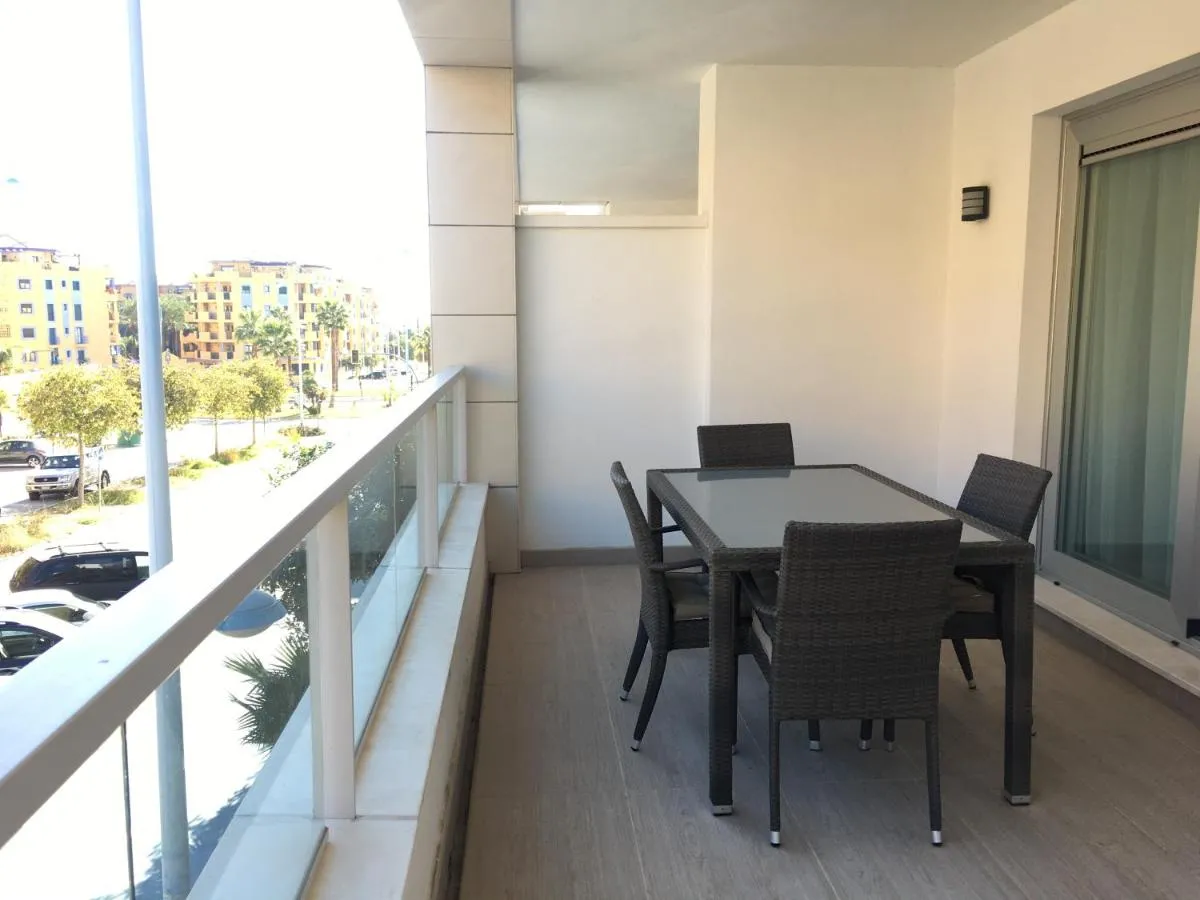 Image 6 of Lovely apartment perfect location