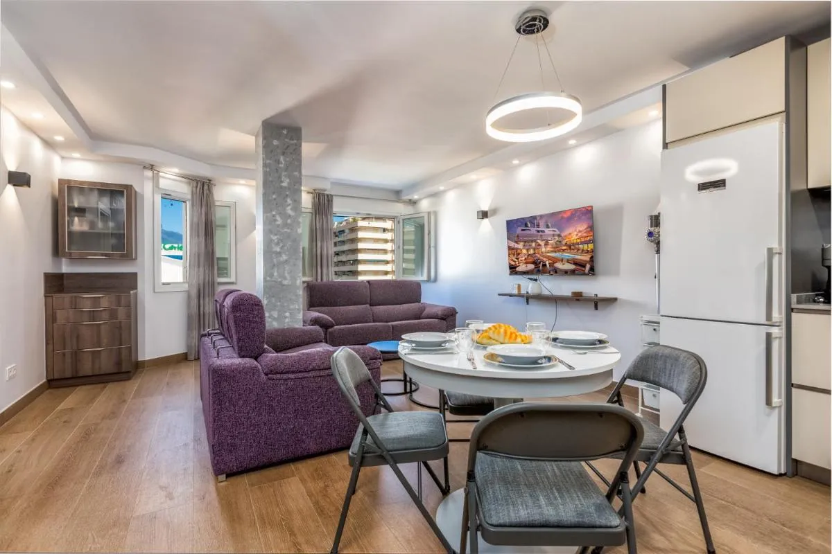 Image 1 of Lovely one bedroom by the beach in Puerto Banus