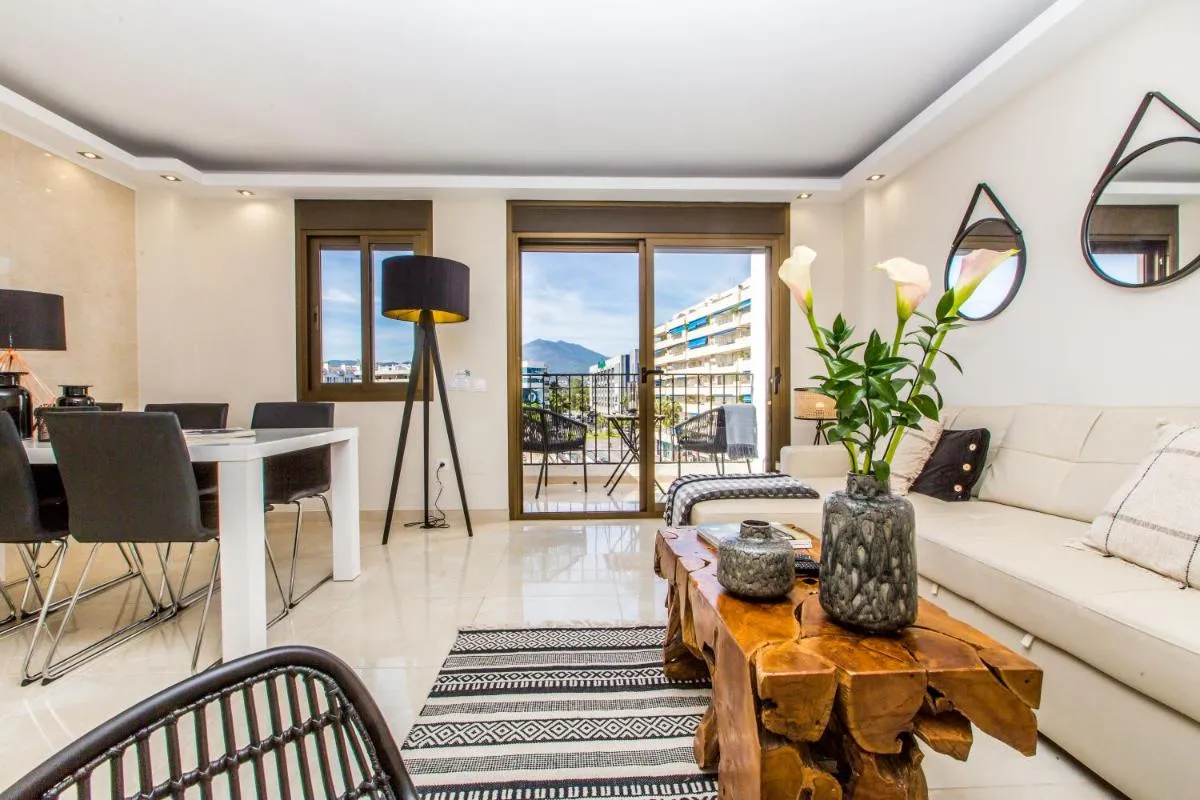 Image 6 of Luxurious 2 Bed Puerto Banús Apt – RDR193