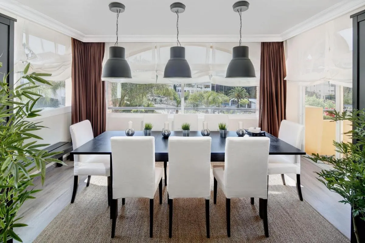Image 3 of Luxury Apartment In Marbella