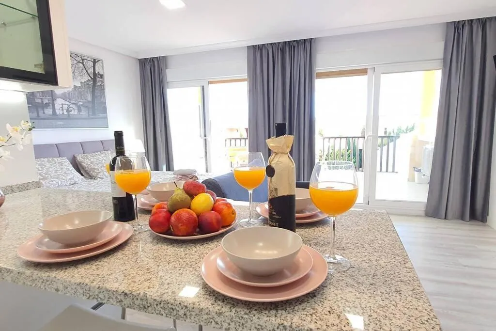 Image 4 of Luxury Apartment-Studio in Marbella!