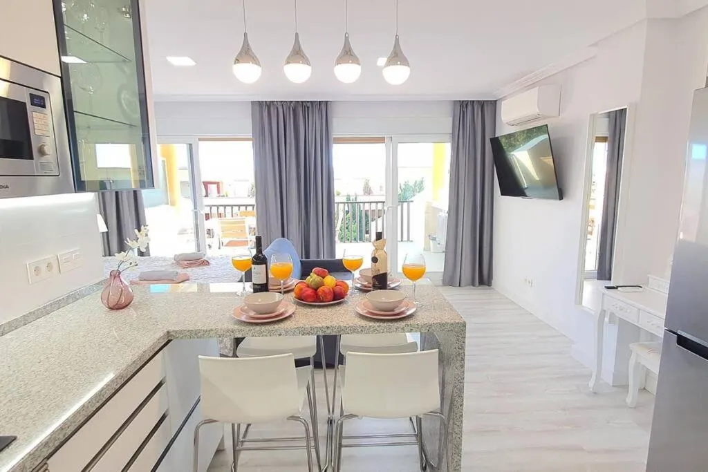 Image 5 of Luxury Apartment-Studio in Marbella!