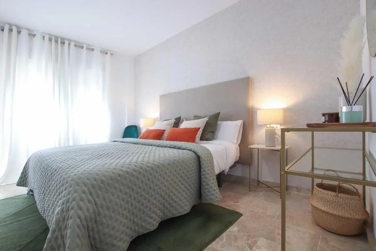 Image 6 of Luxury App. A 2 MIN de Puerto Banus