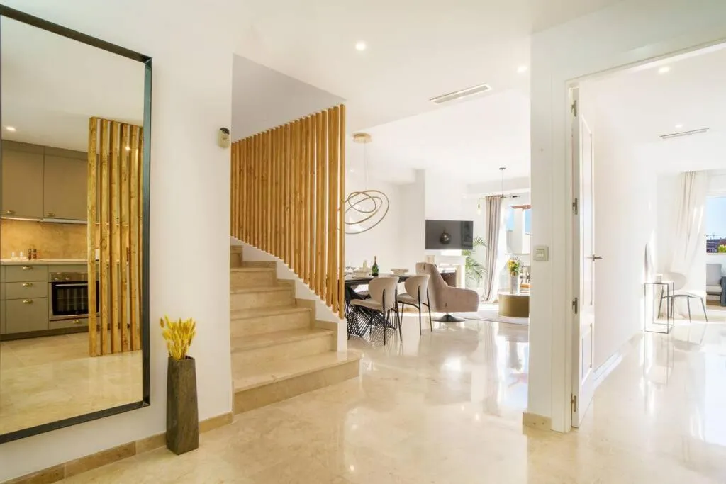 Image 2 of Luxury Escape Marbella