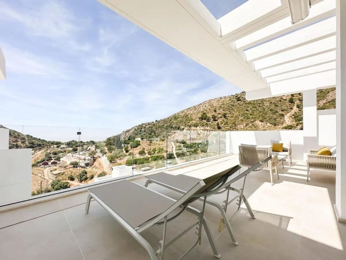 Image 4 of Luxury Palo Alto Apartment Ocean Views Marbella