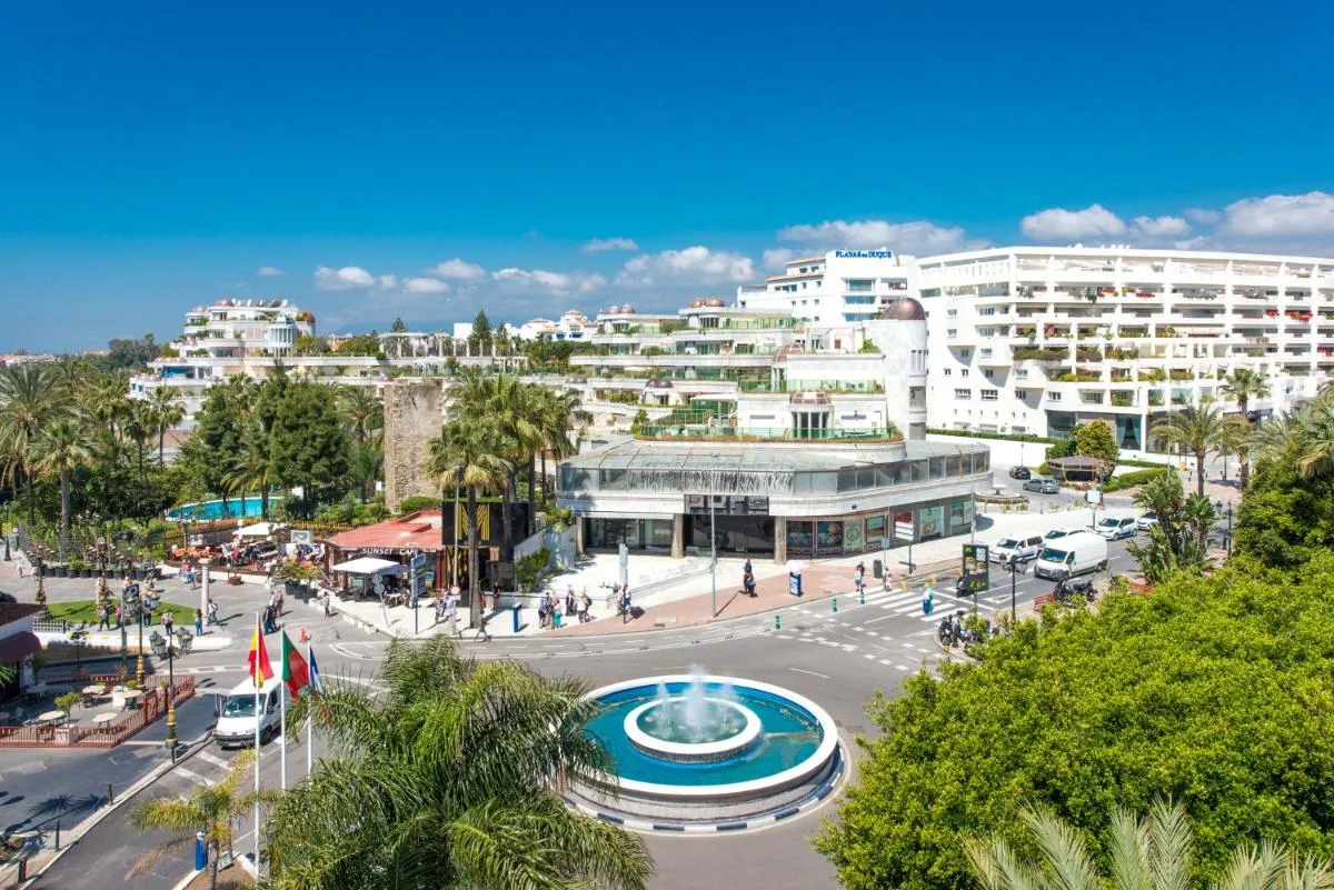 Image 2 of Luxury Penthouse Puerto Banús RDR403