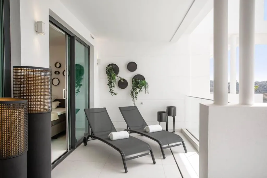 Image 3 of Luxury apartment with Jacuzzi