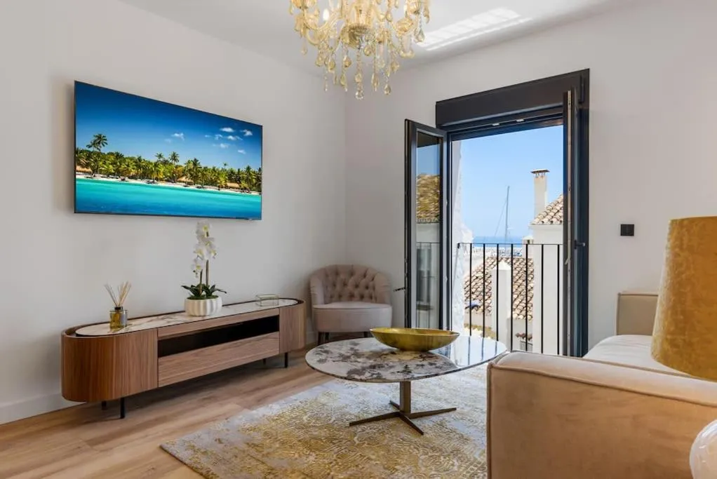Image 2 of Luxury sea View Puerto Banus
