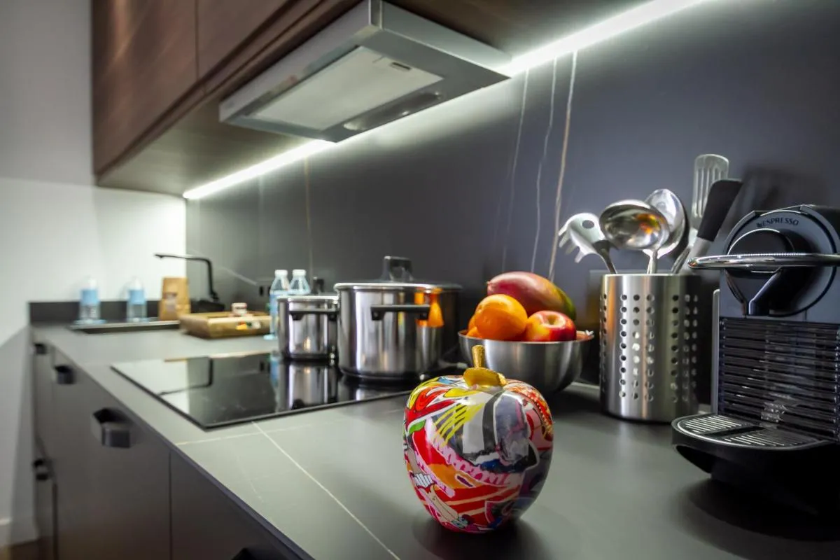 Image 6 of MARBELLA BANUS SUITES – Lily Playas del Duque Banús Beach Apartment
