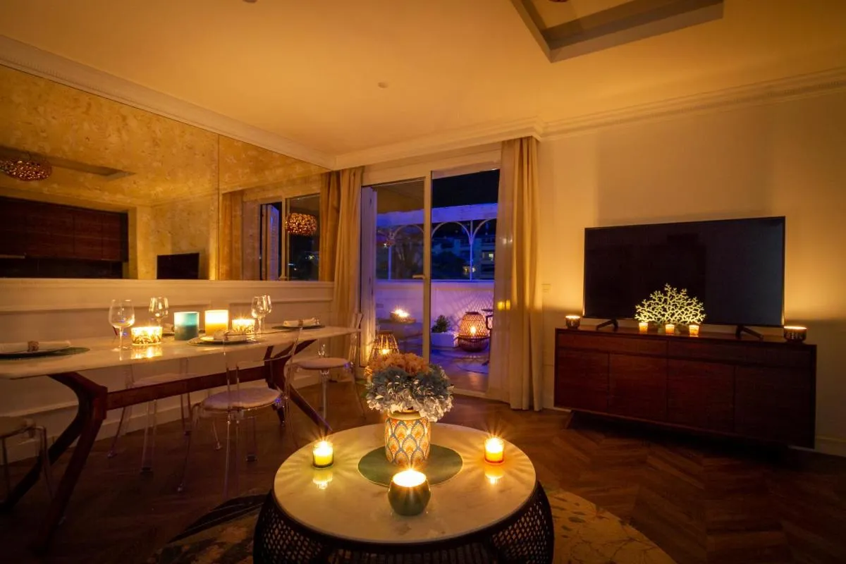 Image 2 of MARBELLA BANUS SUITES – Lily Playas del Duque Banús Beach Apartment