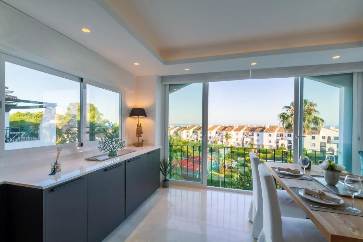 Image 2 of MARBELLA BANUS SUITES – Nueva Andalucia Banus Sea Views Apartment