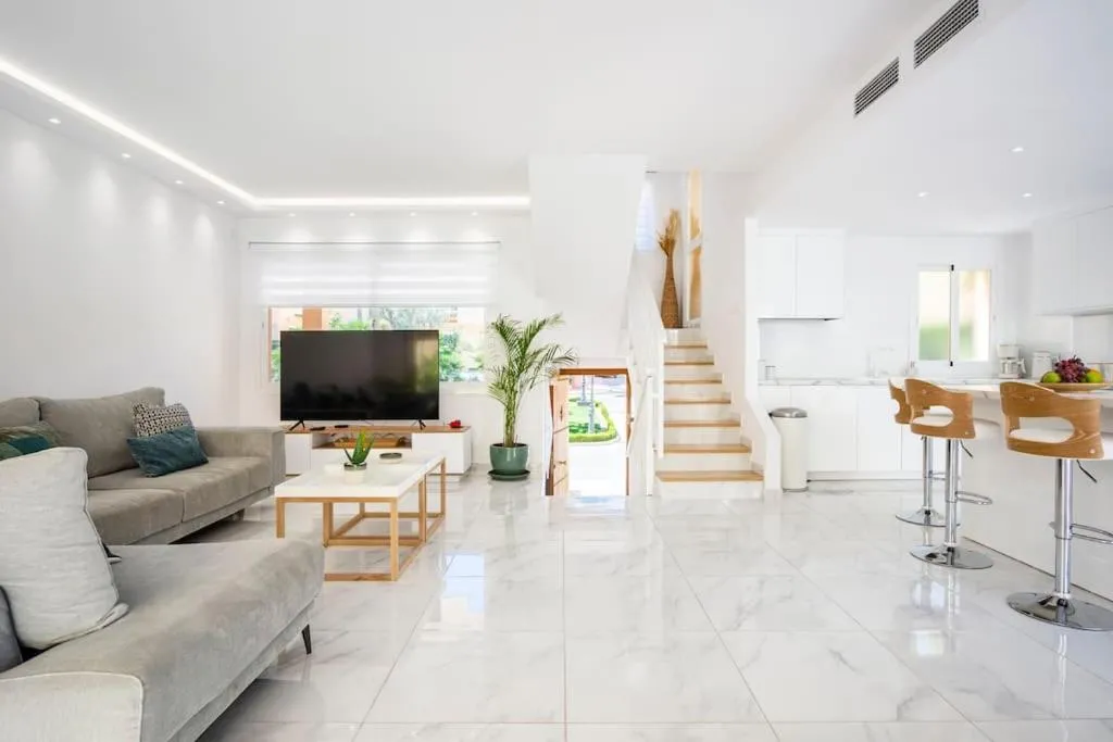 Image 1 of Maison Marbella Puerto banus