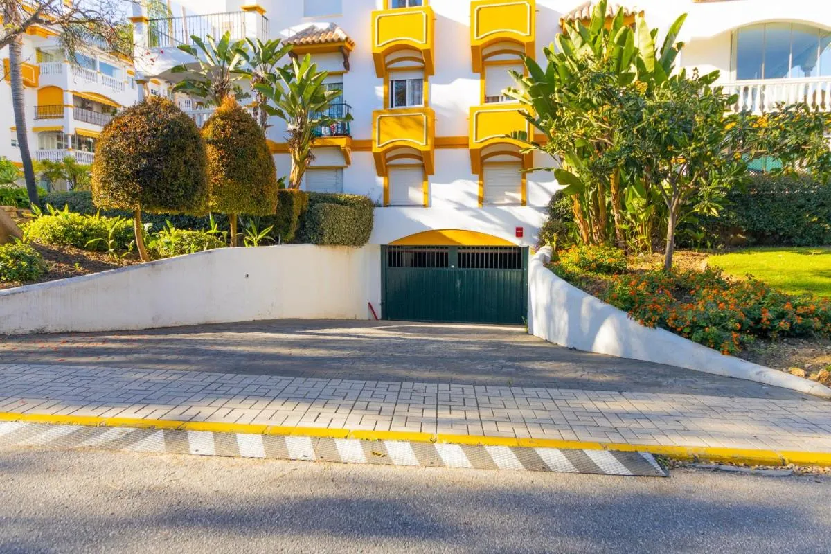 Image 4 of Marbella 2 Bedrooms Terrace – Pool & Parking