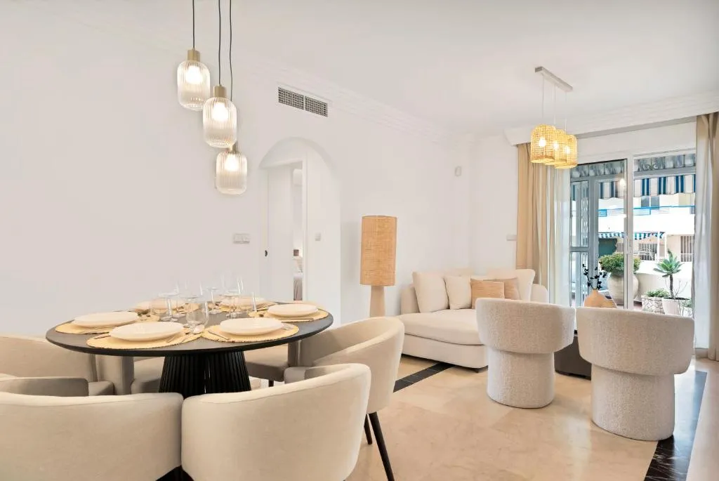 Image of Marbella Beachfront – Exclusivo apartamento en primera linea de playa