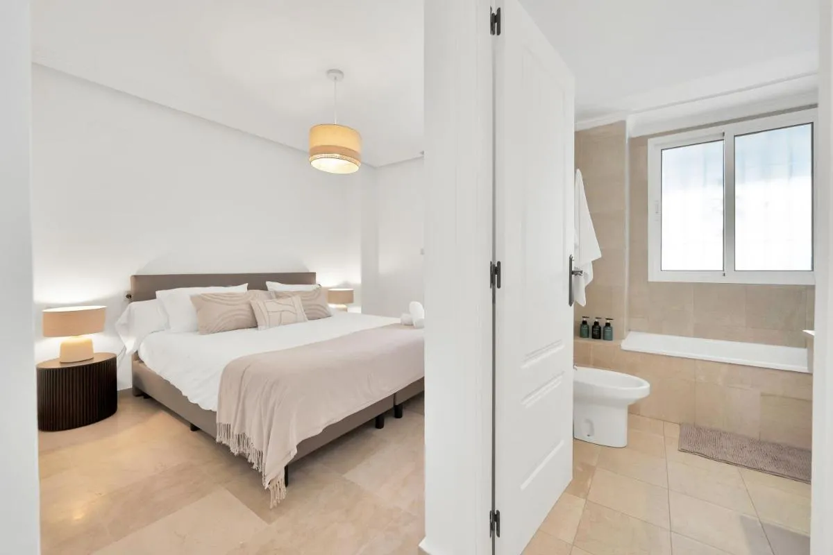 Image 6 of Marbella Beachfront – Exclusivo apartamento en primera linea de playa