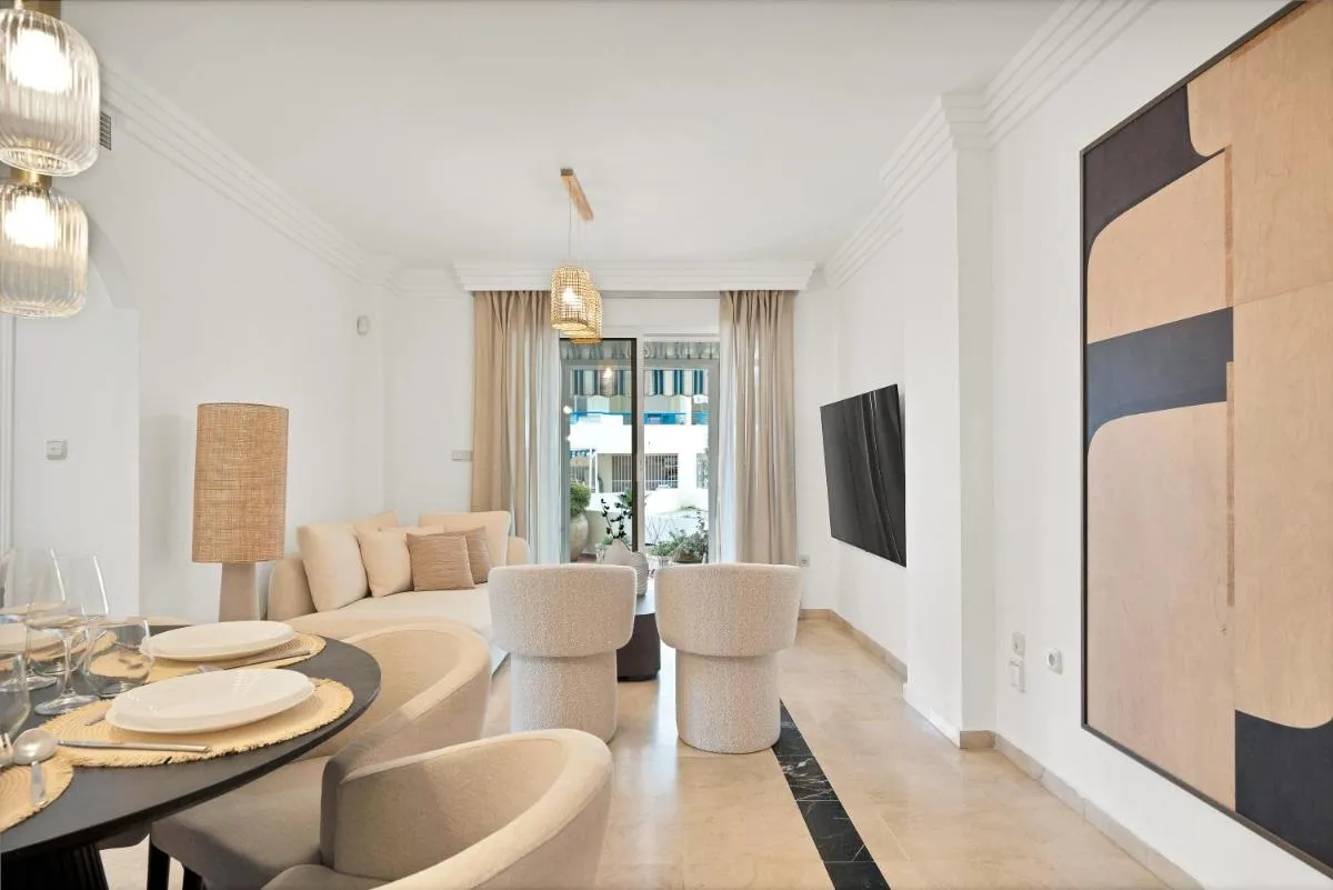 Image 1 of Marbella Beachfront – Exclusivo apartamento en primera linea de playa
