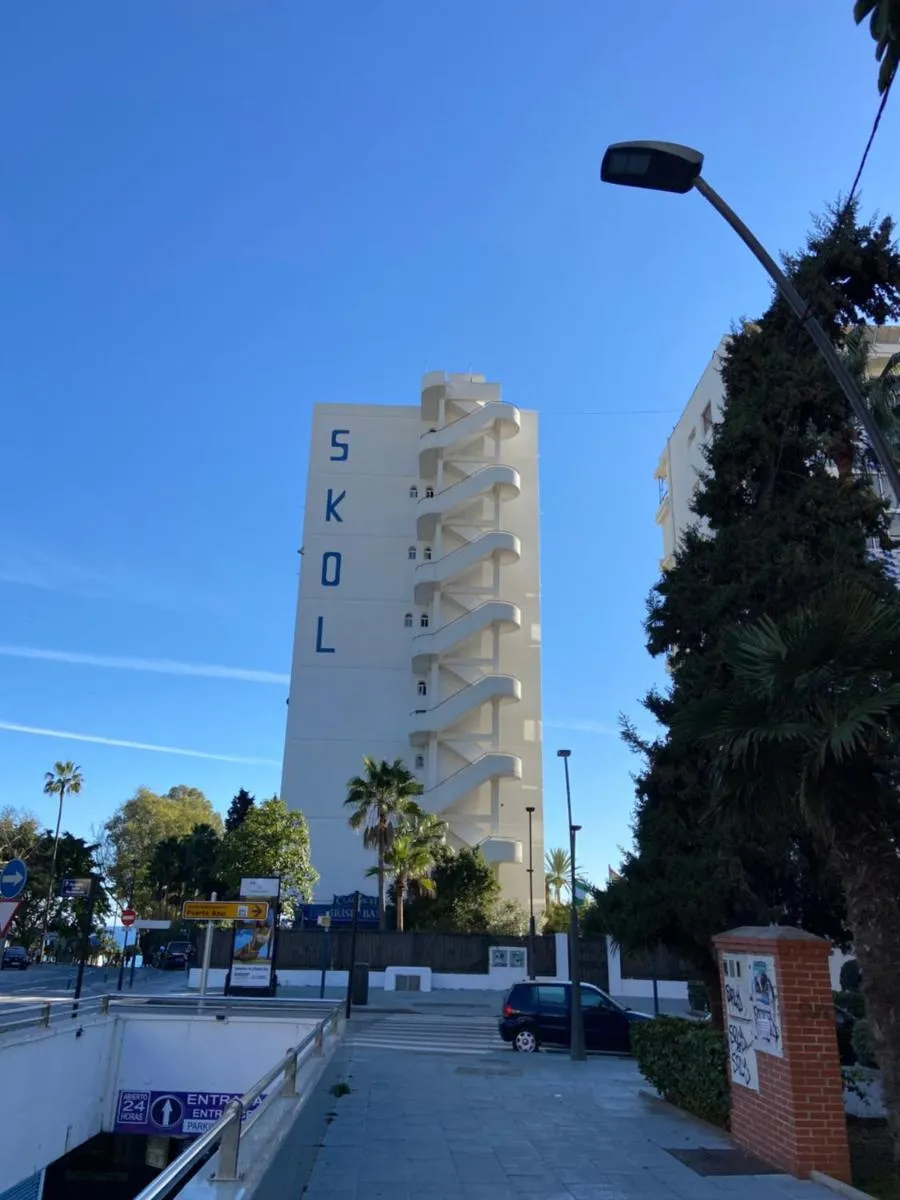 Image 2 of Marbella Skol