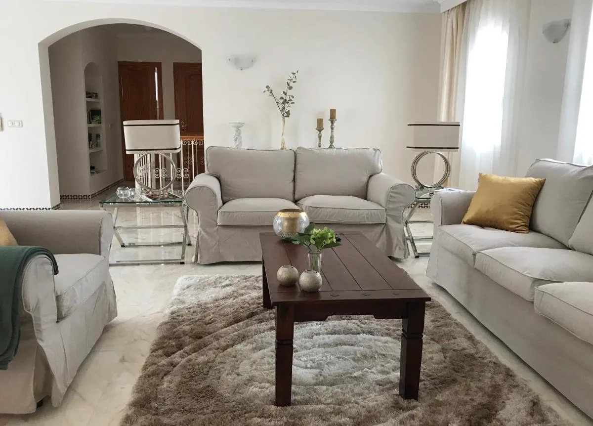 Image 3 of Marbella Villa on the beach