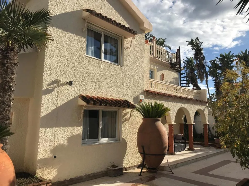 Image of Marbella Villa on the beach