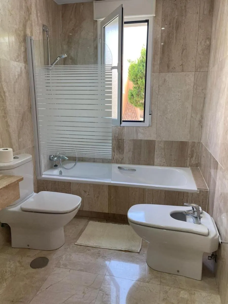 Image 5 of Marbella playa Residencial con piscina