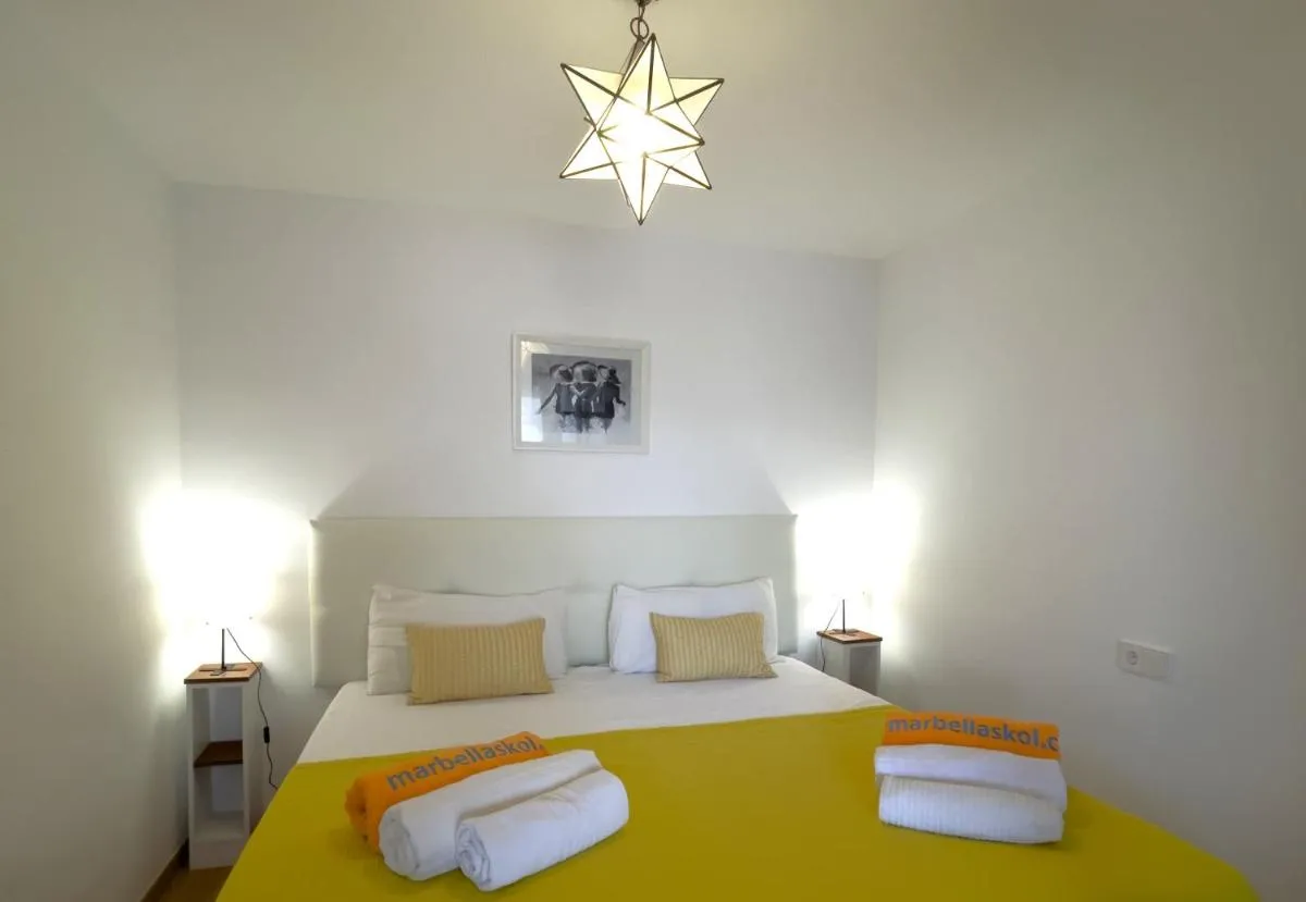 Image 3 of Mediterraneo 508. Fantastic Studio on the Beachfront with Sea Views.