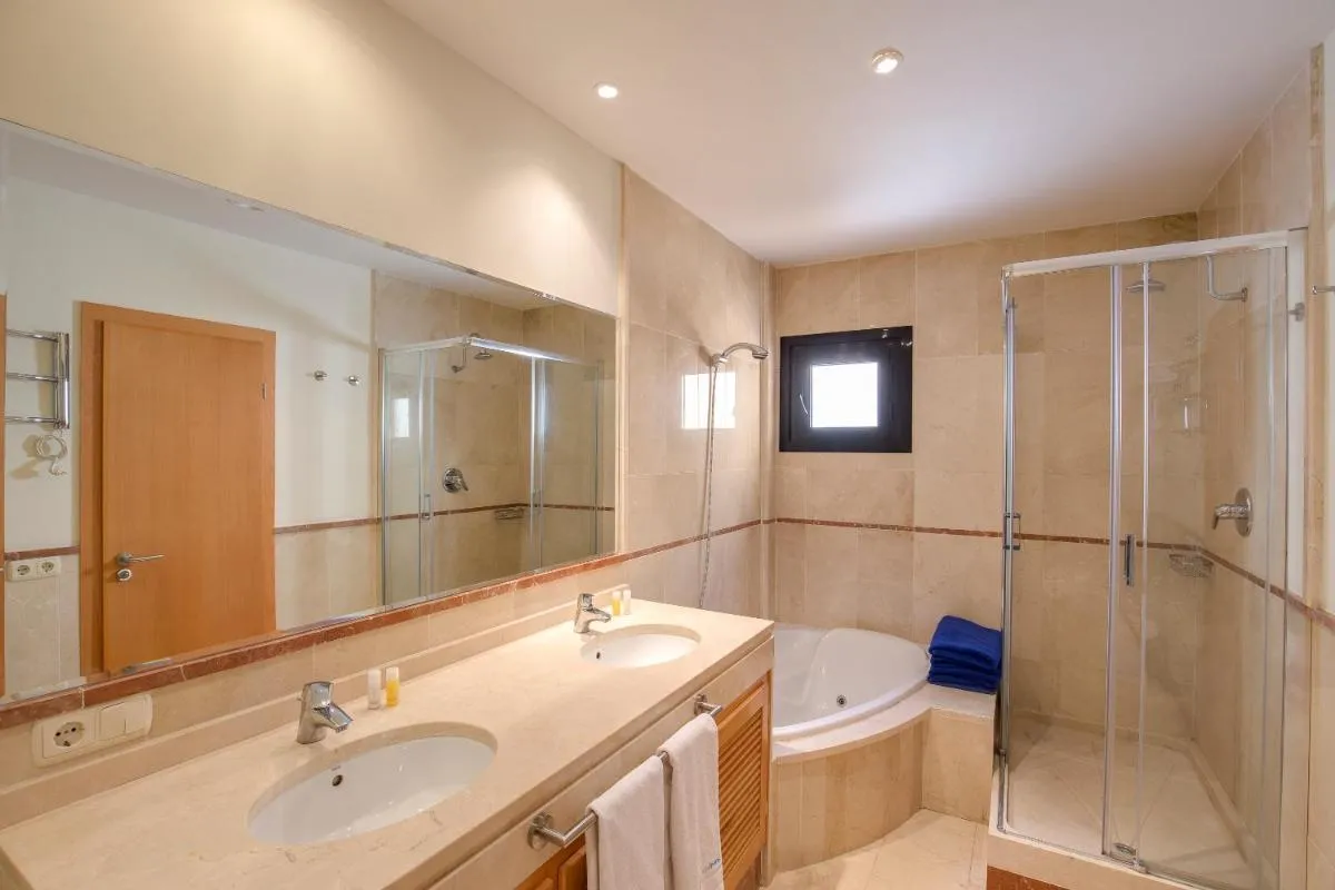 Image 5 of Mimosas Suites Banús