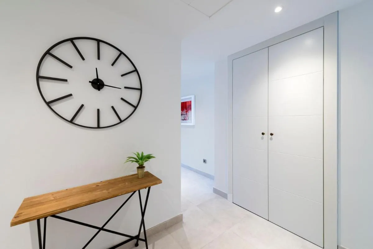 Image 4 of Modern 2 Bedroom Apartment, with Sea Views, in Playas del Duque – Puerto Banús