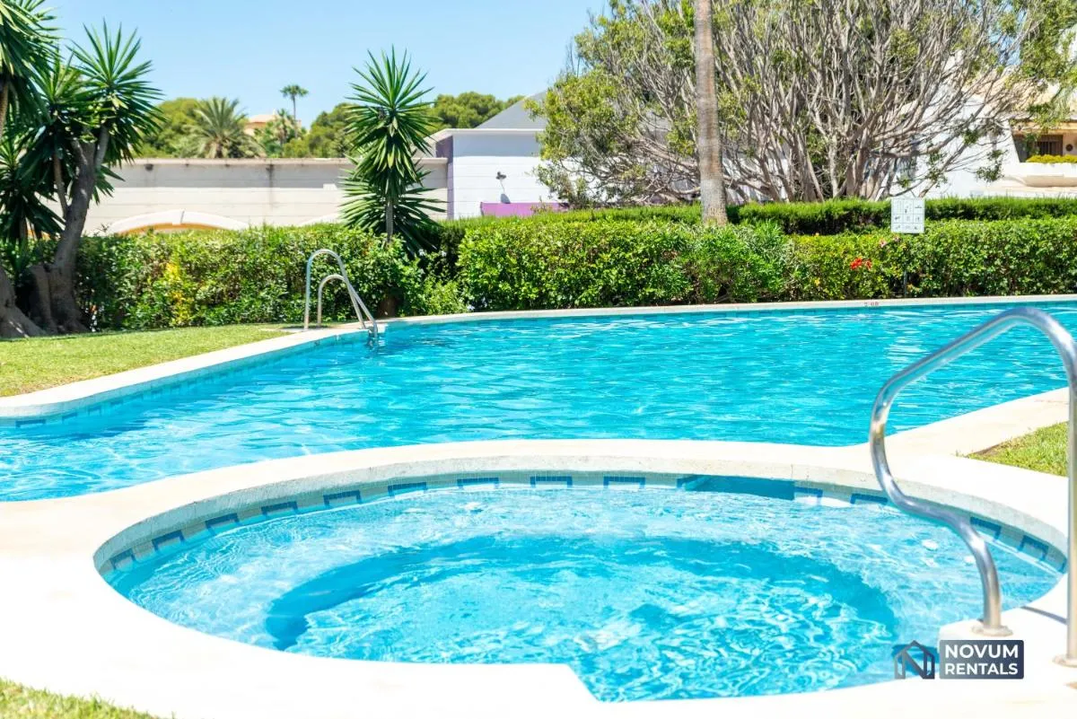 Image 3 of Modern 3 BDRM Apt with Sea Views & Pool Newly Renovated