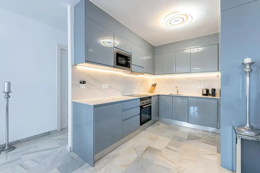 Image 4 of Modern 3 bedroom in Puerto Banus with sea views