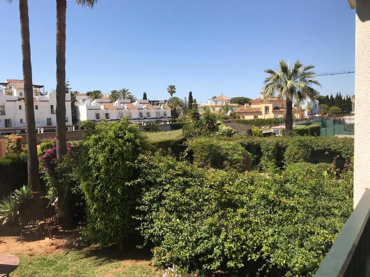 Image 6 of Modern Coastal Apartment Near Puerto Banús