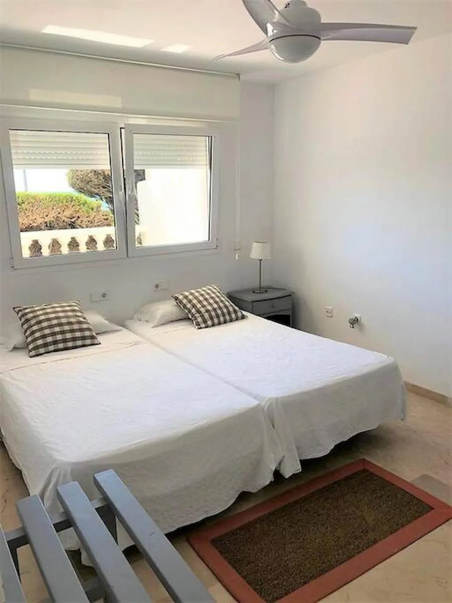 Image 6 of Modern apartment with pool on the beachfront in Marbella by SharingCo