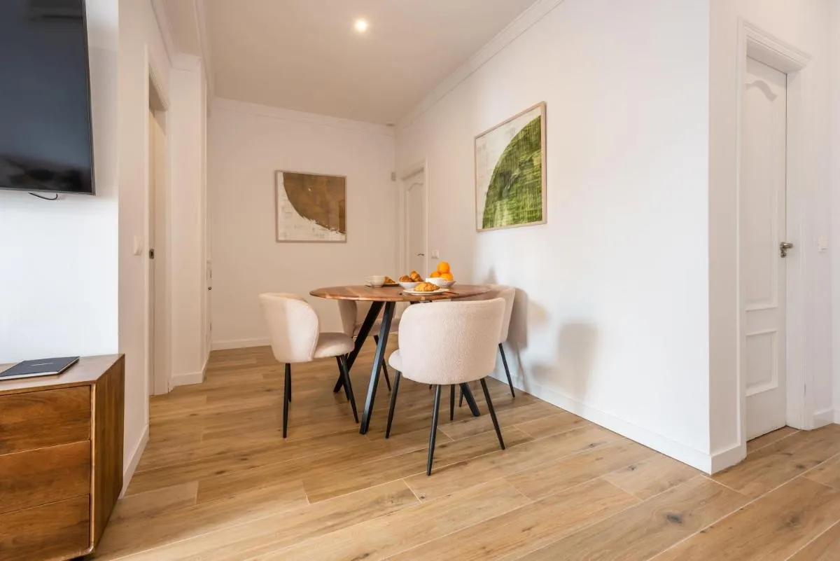 Image 1 of Moderno Apartamento l