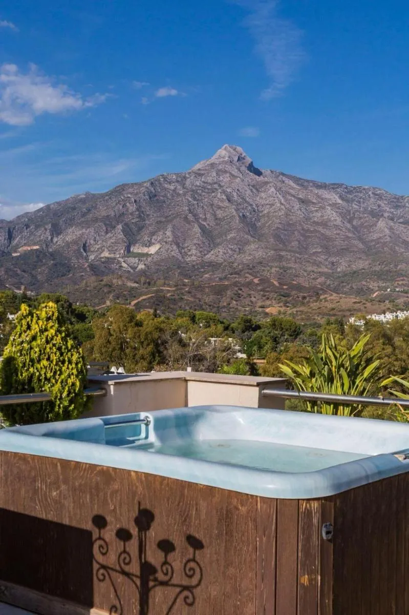 Image 4 of Molo Residences Boutique Apartments & Spa